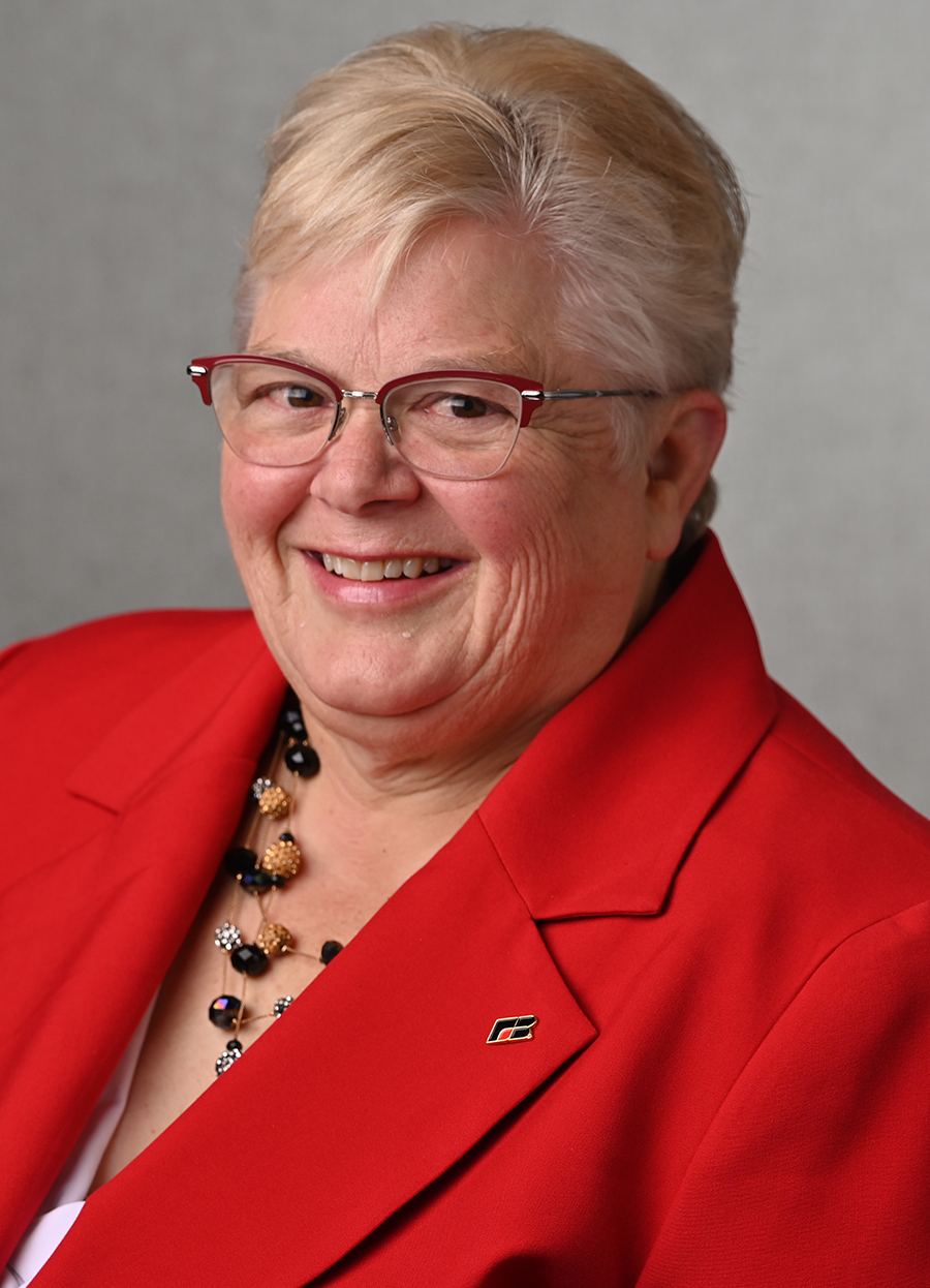 Robin Kinney headshot